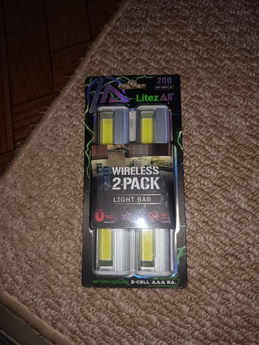 Бездротовий світлодіодний світильник