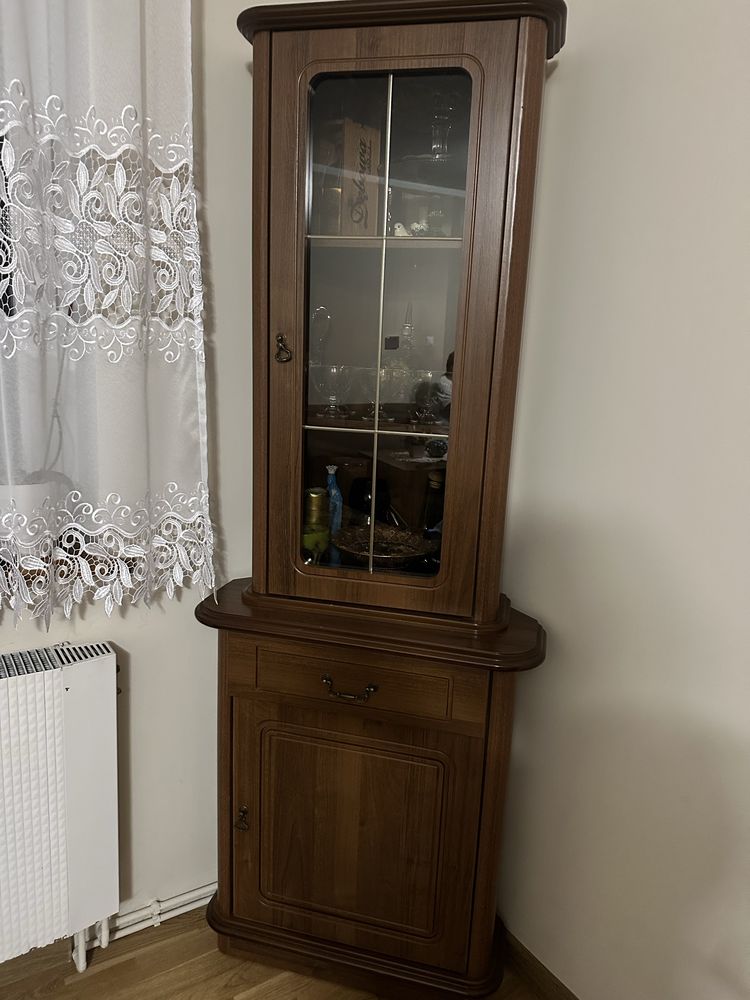 Meble pokojowe na sprzedaż