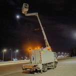 Podnośnik Koszowy Zwyżka wycinka drzew mycie elewacji Wynajem Montaż