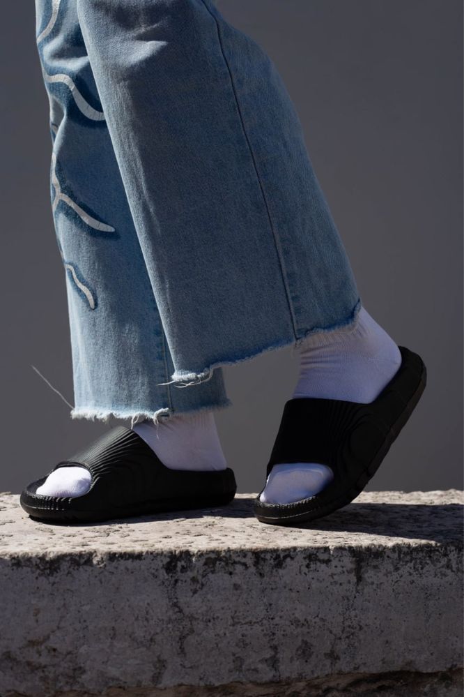 Жіночі сланці капці шльопанці адідас аділет Adidas Adilette