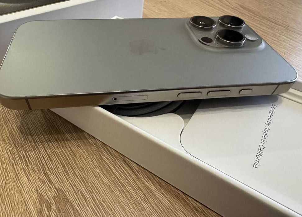 iPhone 15 Pro 256 ГБ