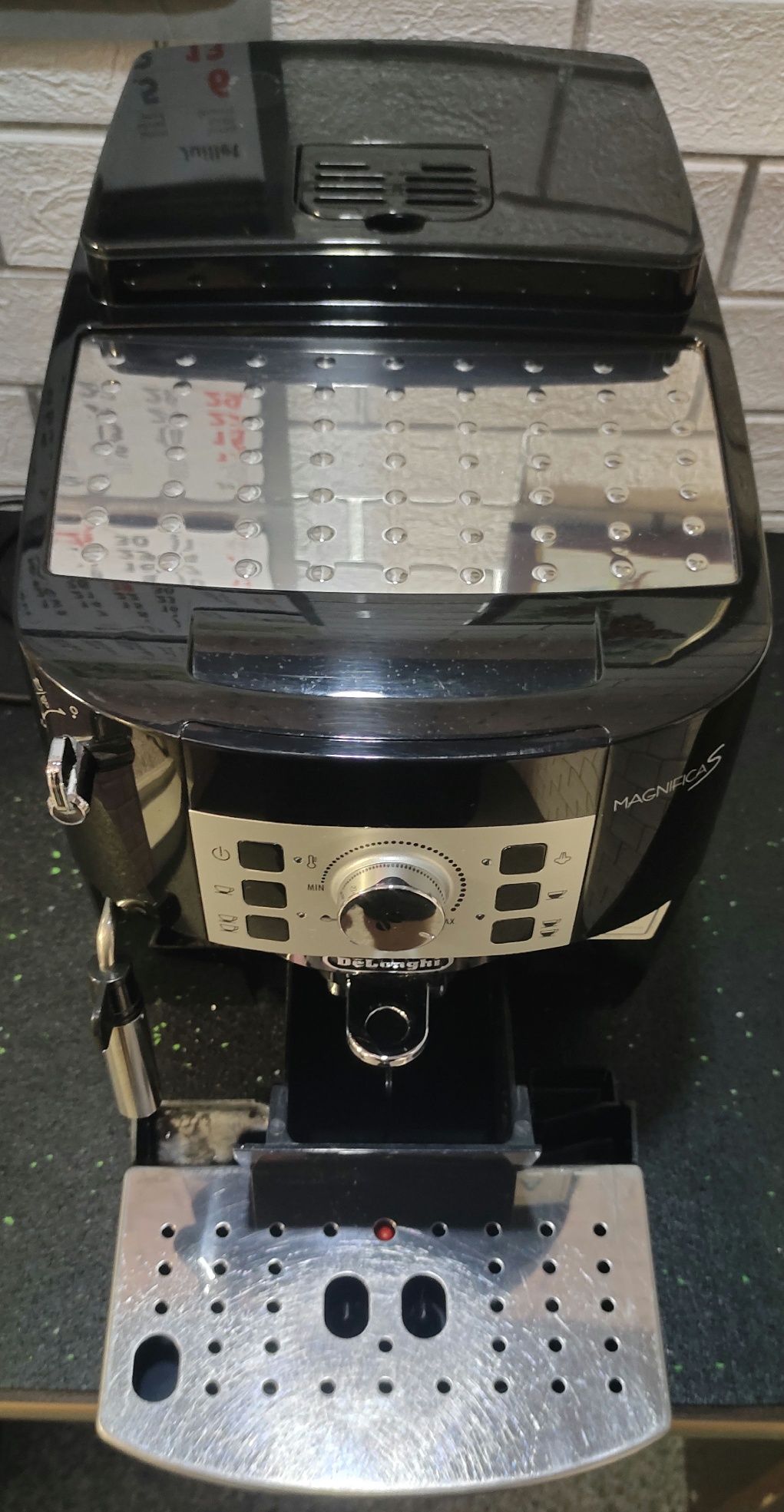 DeLonghi Magnifica S Кавомашина