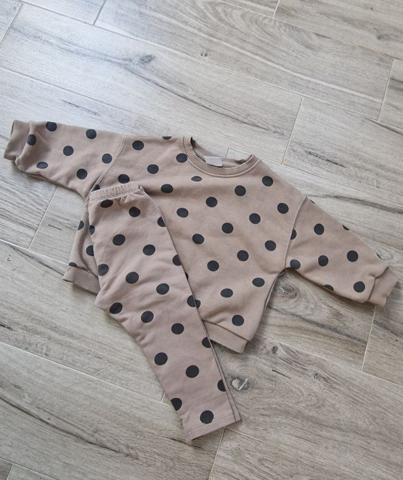 Dres komplet ZARA 86/92 legginsy, bluza oversize