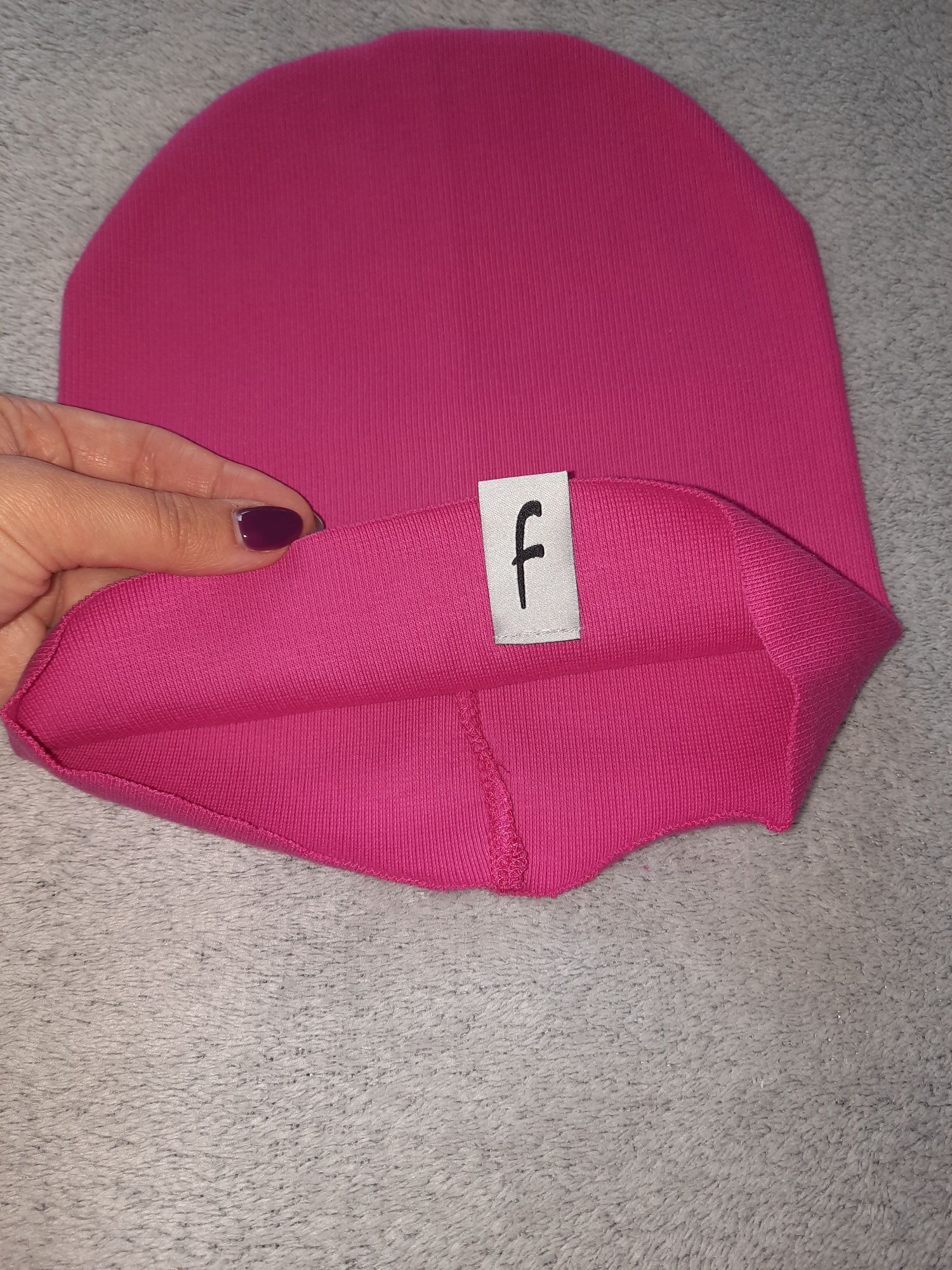 Nowa różowa czapka bawełna 100% prążkowana rozm. Uniwersalny