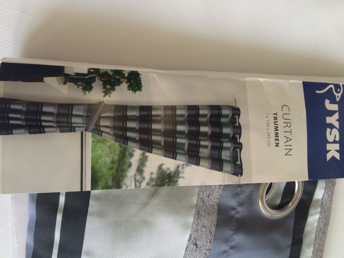 Zasłona Trummen 140x245 Jysk 1 szt.