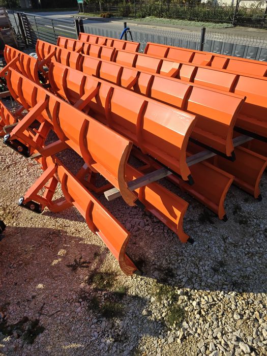 Nowy solidny pług do śniegu prosty na tuz tur euro spychacz