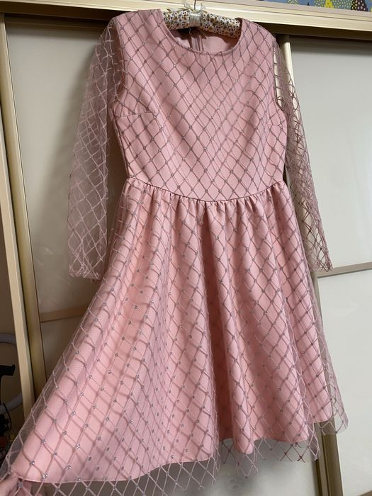 Красива сукня , плаття