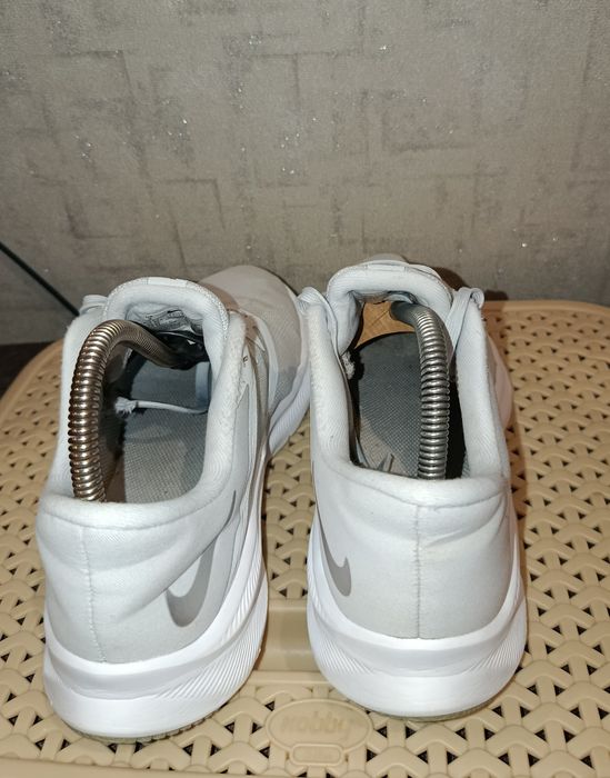 Кросівки фірми Nike 40 розміру