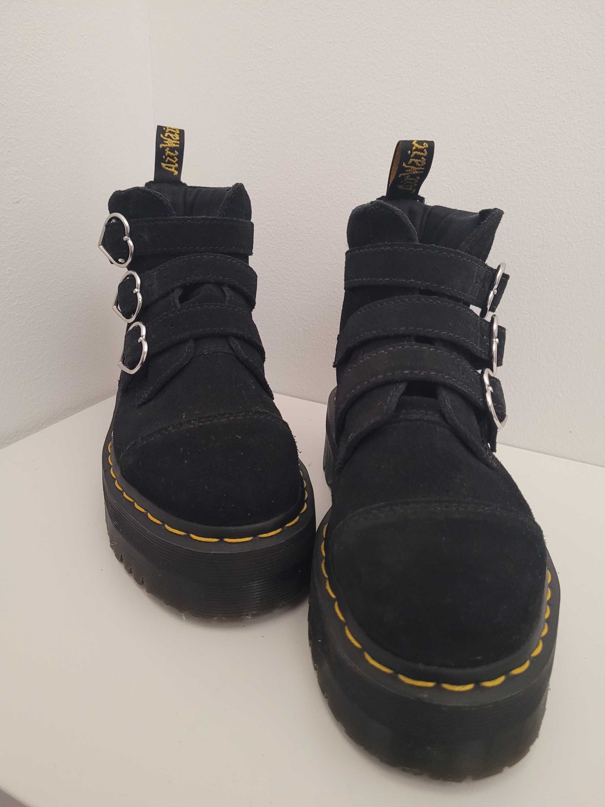 Botas Dr. Martens Edição Limitada 2019 Lazy Oaf