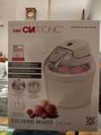 Urządzenie, maszynka do wyrobu lodów Clatronic Eiscreme-Maker ICM 3764