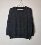 Sweter czarny z kolorową świecącą nitką rozmiar L/XL
