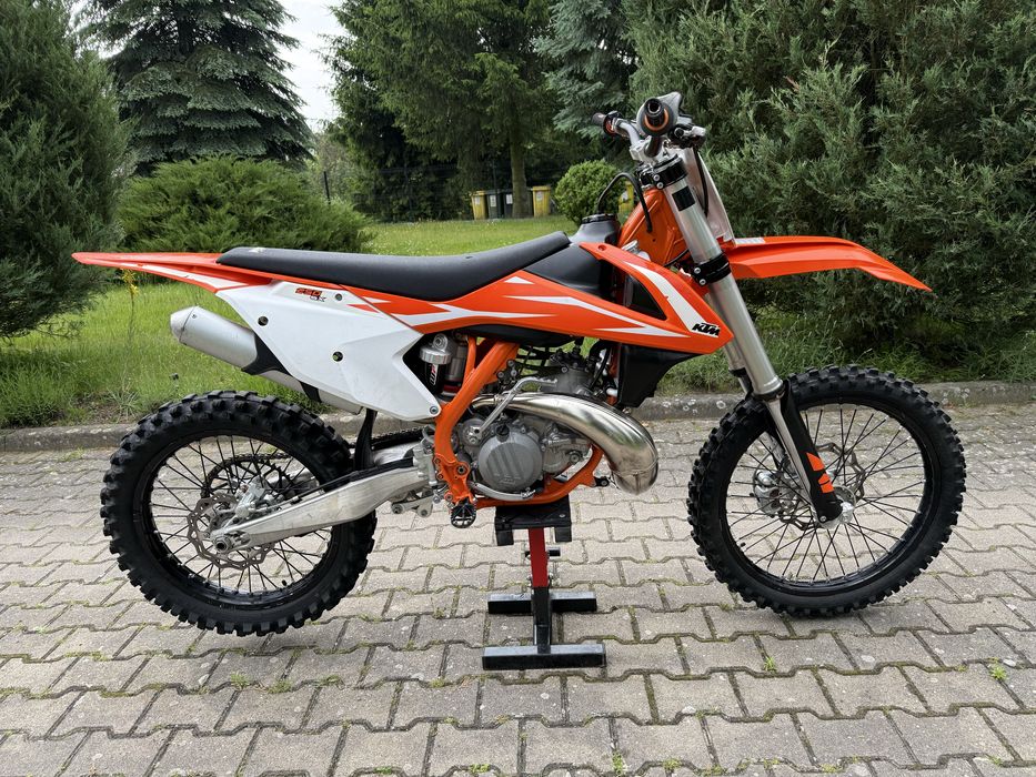 KTM sx250   2018 rok GAŹNIK