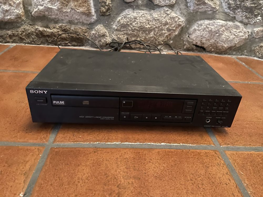 Leitor CDs Sony pulse D/A converter