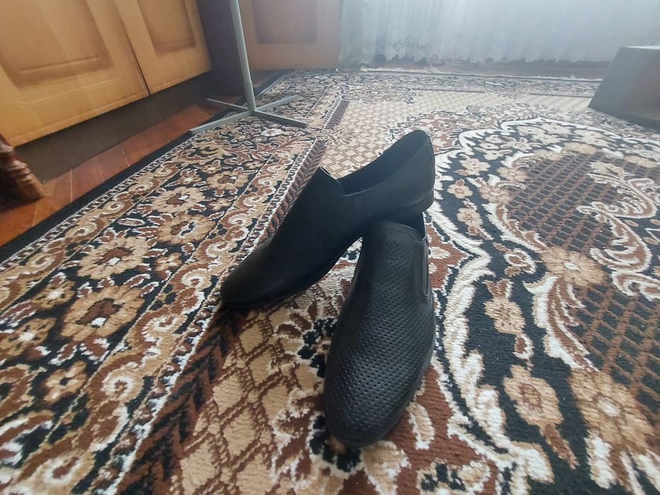 Нові туфлі mida 44р.