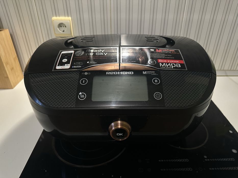Мультиварка Redmond