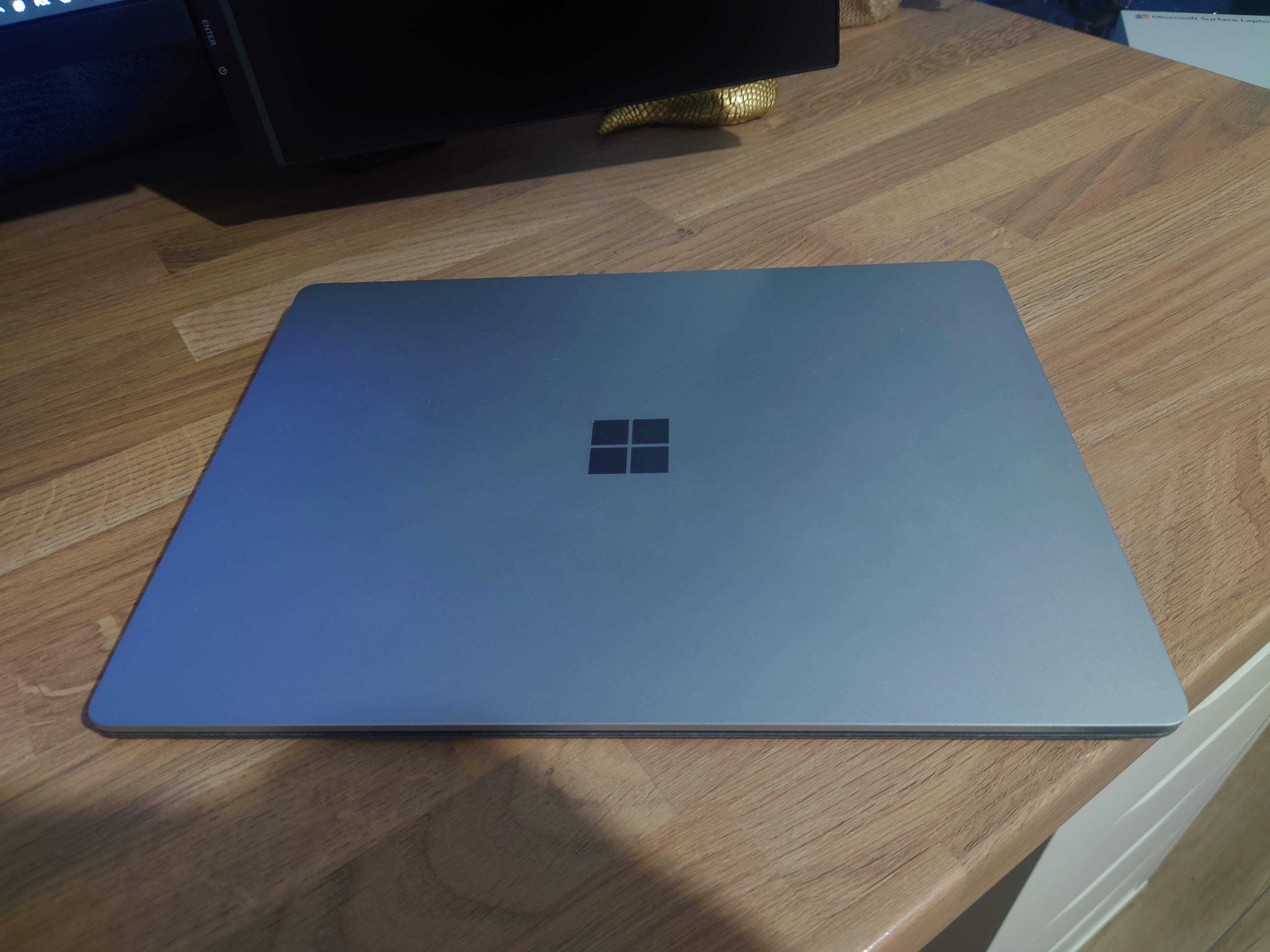 Microsoft Surface Laptop 4 3.5 Ryzen 5 4680U/8GB/128GB SSD