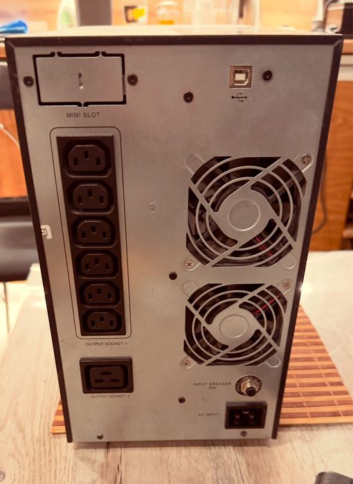 Інвертор 3.0 кВт