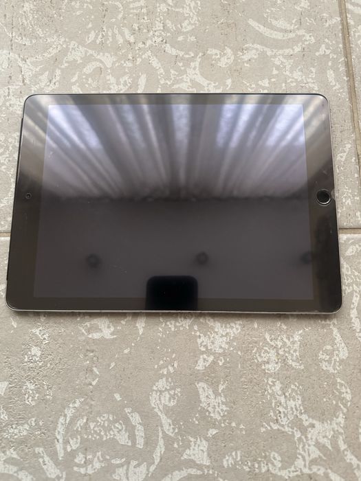 Продам iPad Air2 64 gBt+LTE