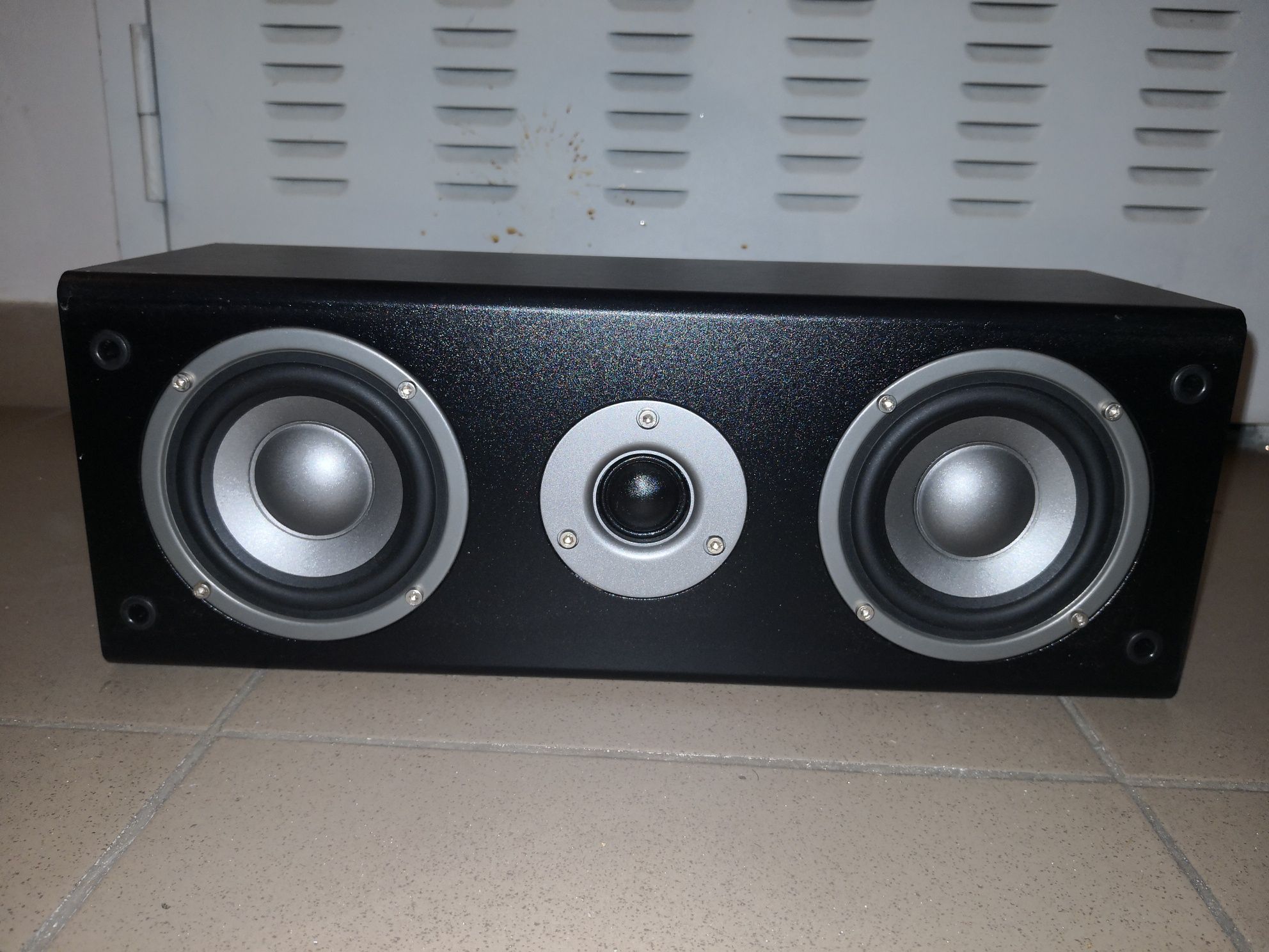 Zestaw głośników i subwoofer