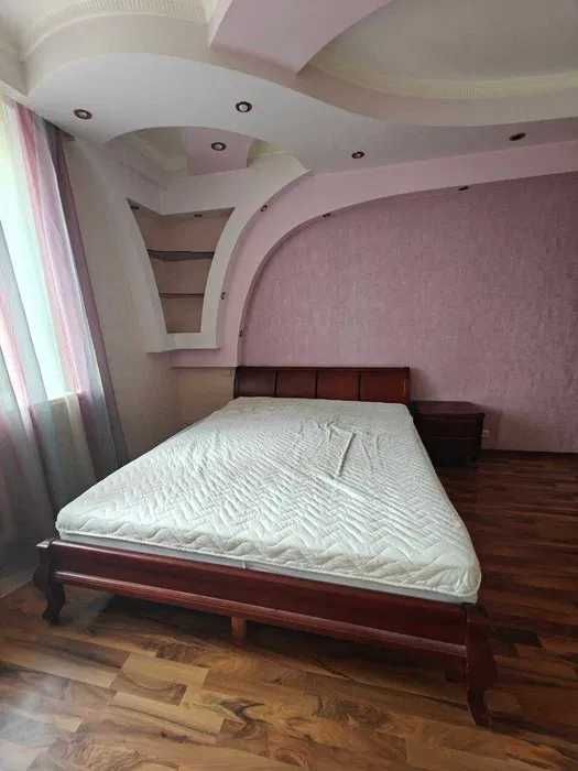 3к 82м2 Сім'ї Стешенків, 3 Строкача м.Святошин, Нивки Ремонт Меблі