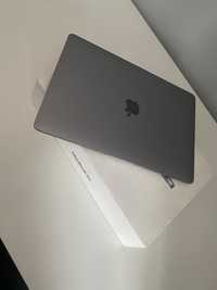 MacBook Air13 256gb