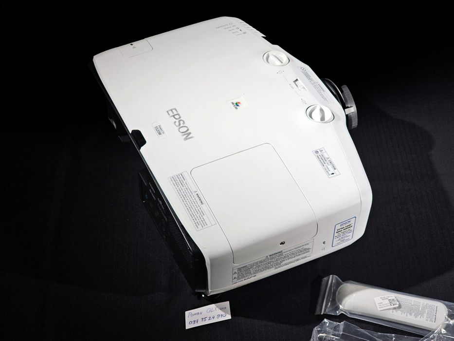Проектор Epson EB-5520W 3LCD WXGA 5500 люмен HDMI LAN