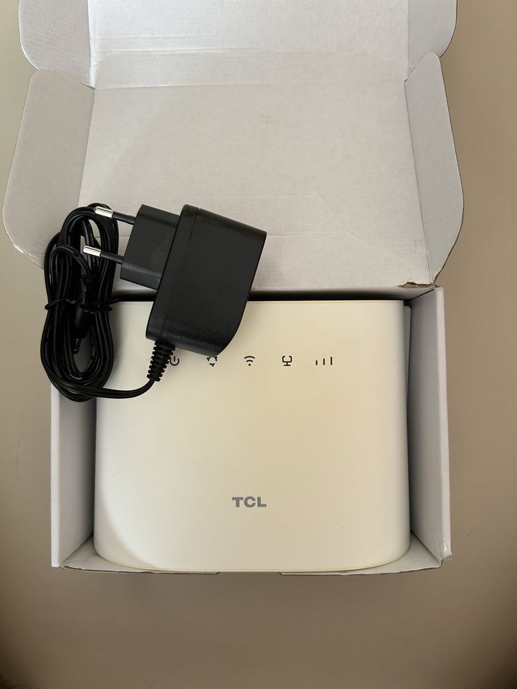 TCL LinkHub HH63V1 cat 6 стаціонарний 4G LTE wifi роутер категорії 6