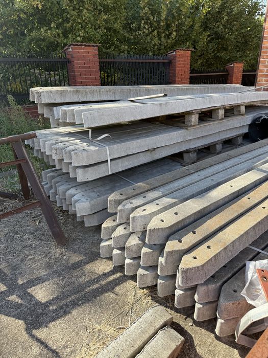 Słupki betonowe szpaler do sadu