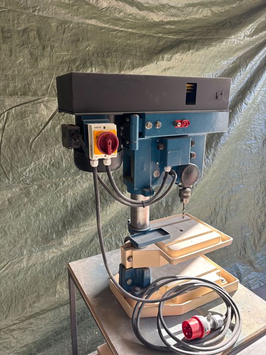 Wiertarka stołowa słupowa angielska