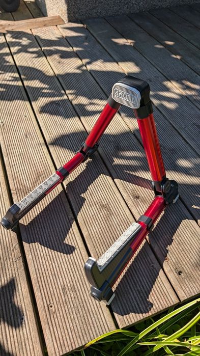 Aluminiowy turystyczny stojak ma gitarę lub ukulele składany ultra lek
