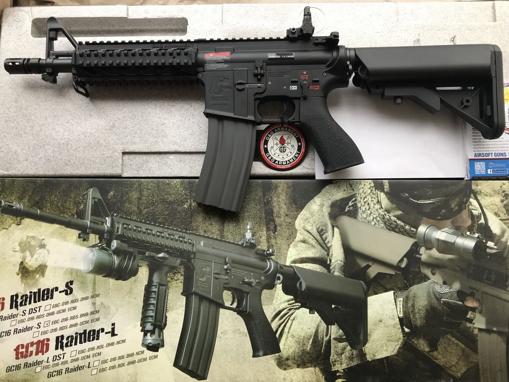 Fuzil Eléctrico M4 Airsoft marca G&G modelo CM15 KR-CQB + CM16 MOD0