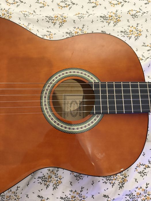 Viola/guitarra em bom estado