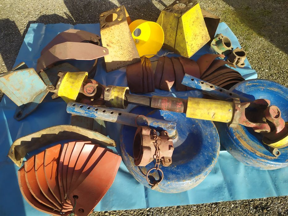 Części do glebogryzarki do truskawek , osłona, wałki WOM, Smarownica