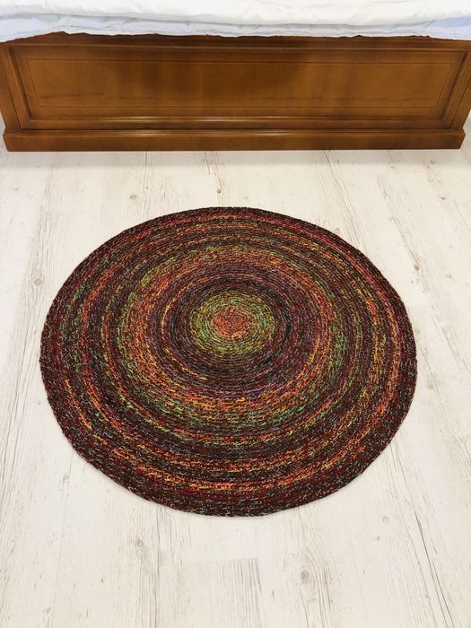 Ковер ручной работы 1 м шерсть.