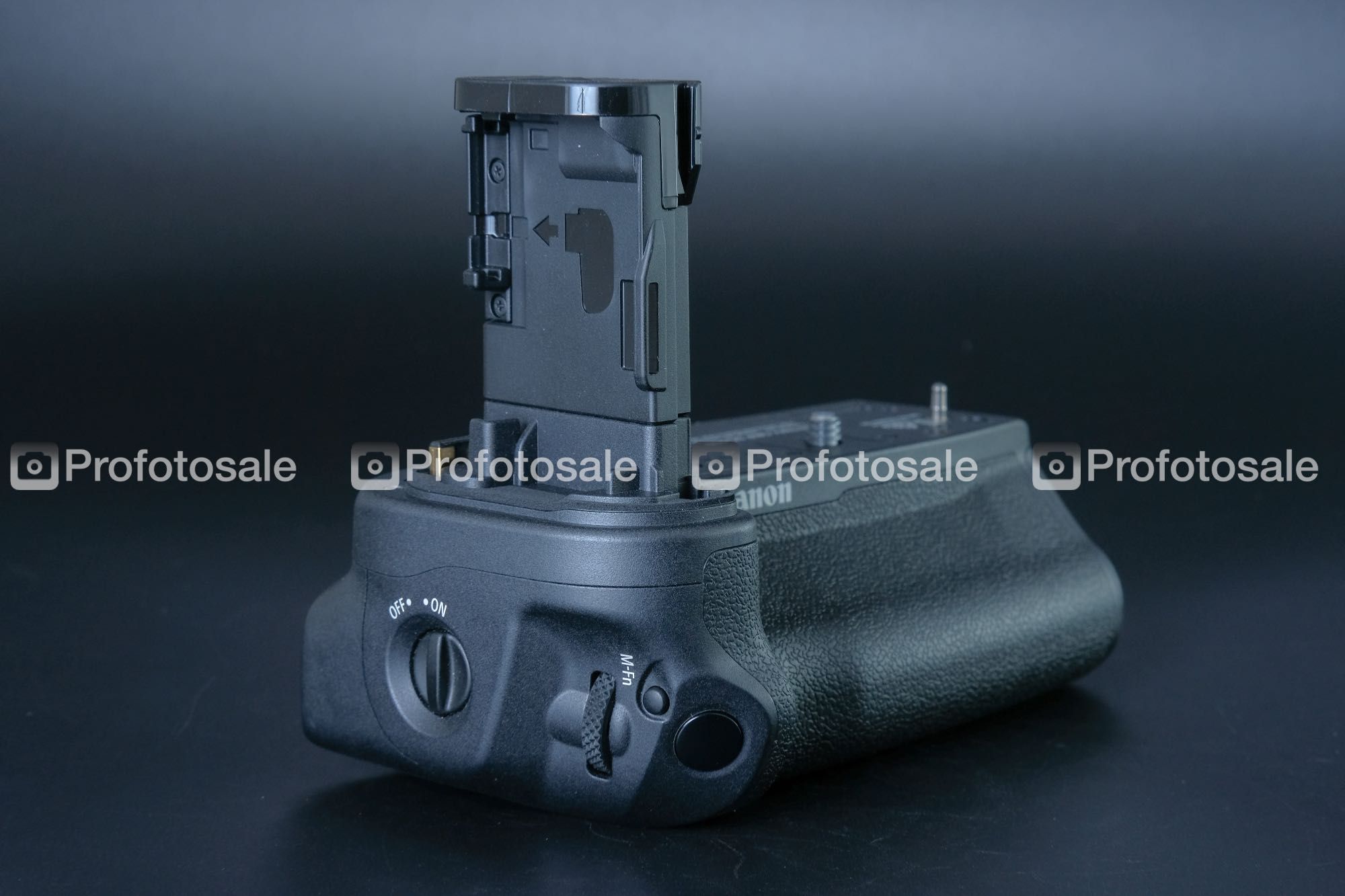 Батарейний блок (бустер) Canon BG-R10