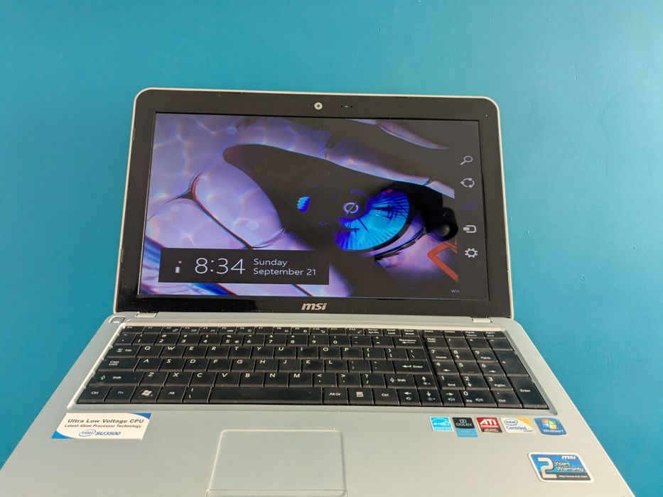 Laptop MSI X-600