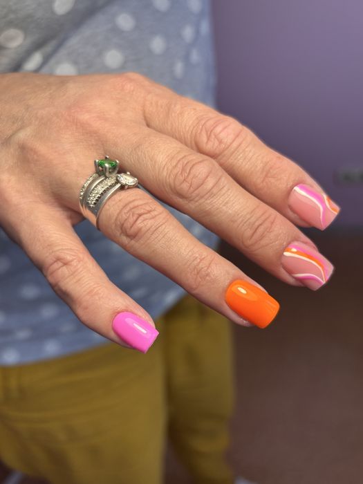 Манікюр гель-лак