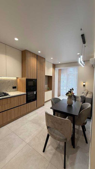 1-к з Дизайнерським з Ремонтом