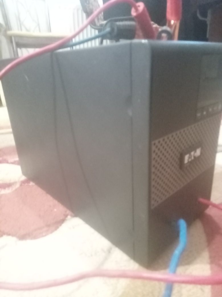 ДБЖ ИБП чистий сінус EATON 5P1150i с выноснымы крокодилами