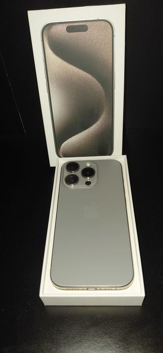 Iphone 15pro natural titanium
