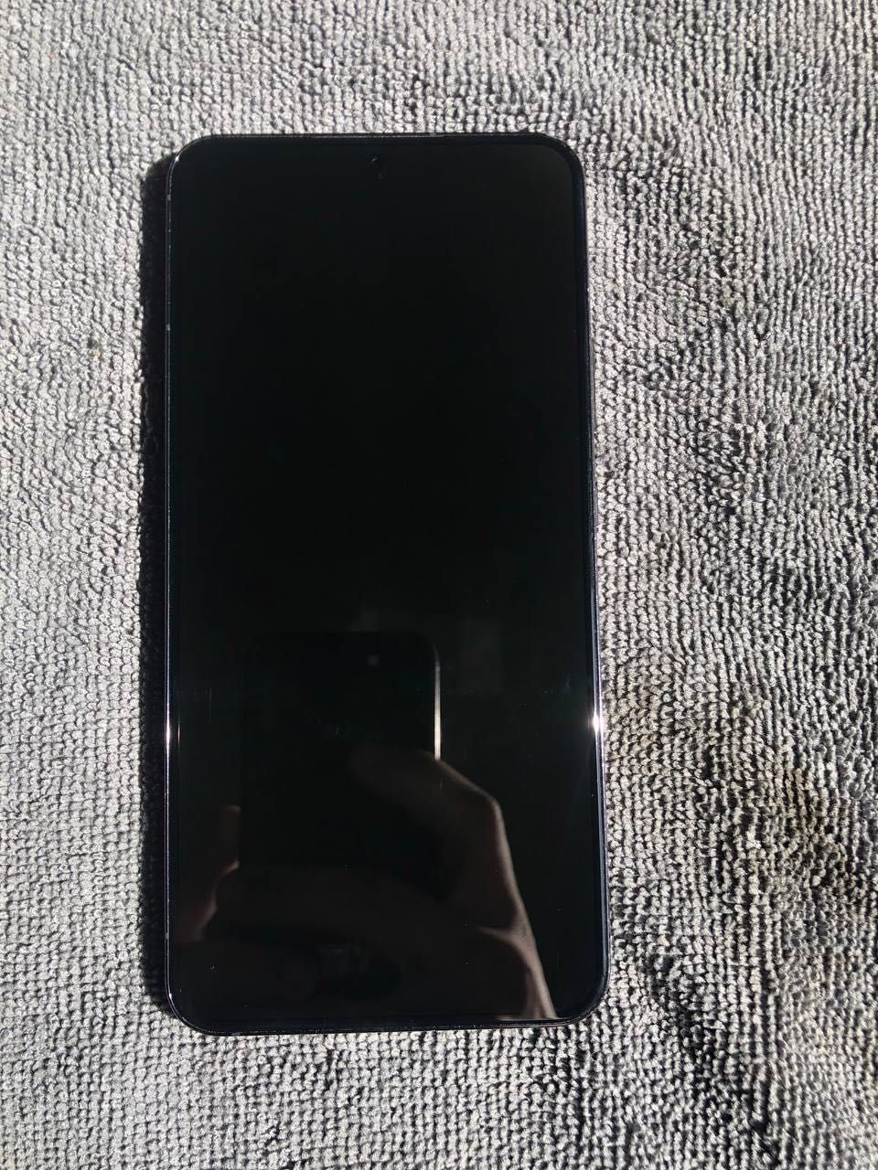 Samsung Galaxy S22+ plus prezent gratis!