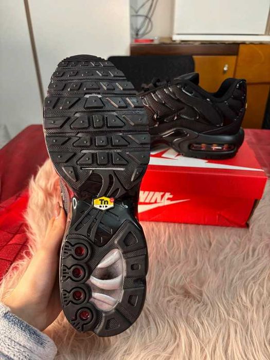 Nike_Air_Max_TN_Plus_Black Biegania / R.37.5