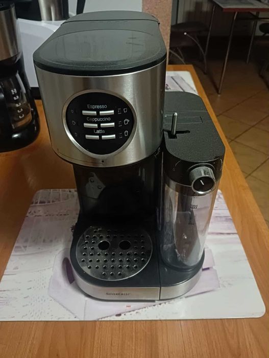 Ekspres ciśnieniowy SilverCrest 1470 LIDL–dobry stan, działa super!