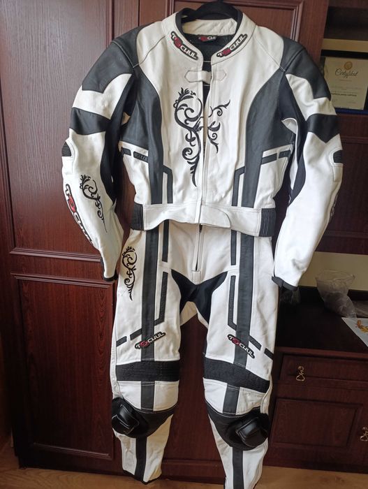 Motocyklowy kombinezon damski