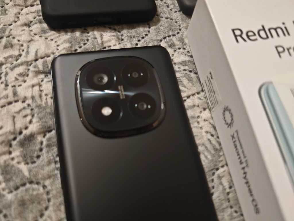 Troco/Vendo Xiaomi Redmi Note 14 Pro plus 5G 512gb como novo!