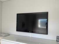TV LG 47 com suporte de parede