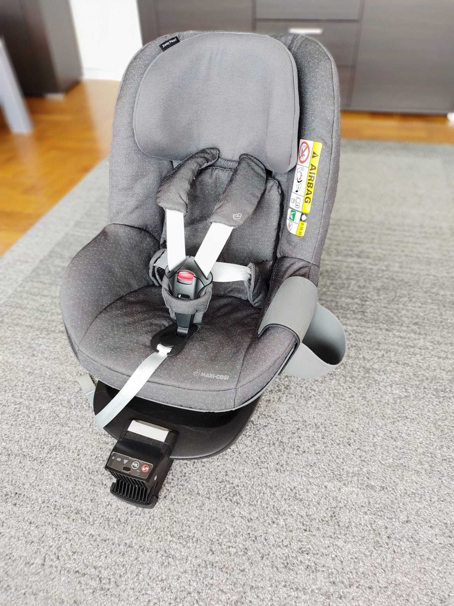 Maxi Cosi Pearl + baza isofix + uchwyt na kubek