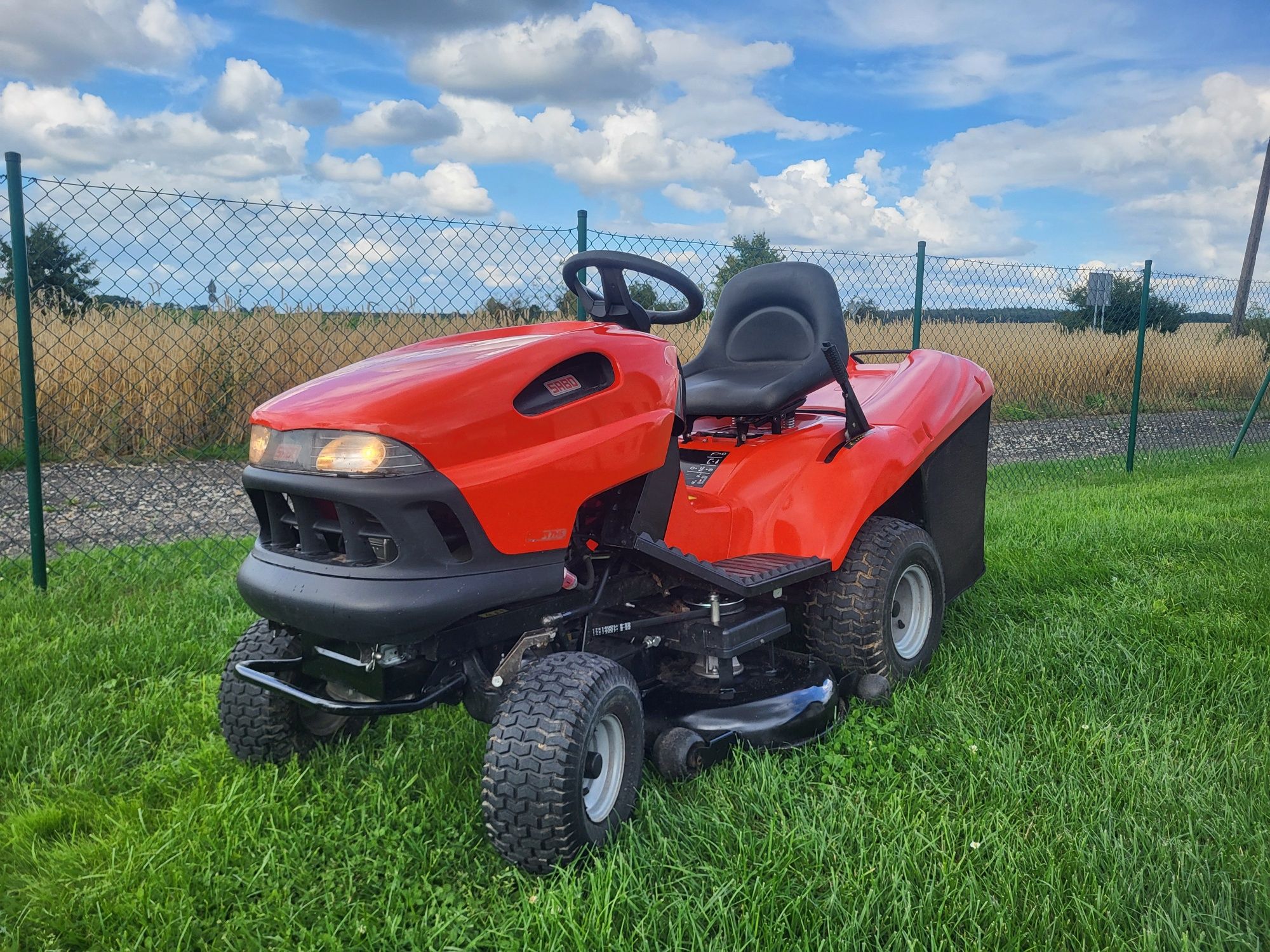 Traktorek Kosiarka SABO 17.5km Briggs&Stratton Pompa Oleju Hydro