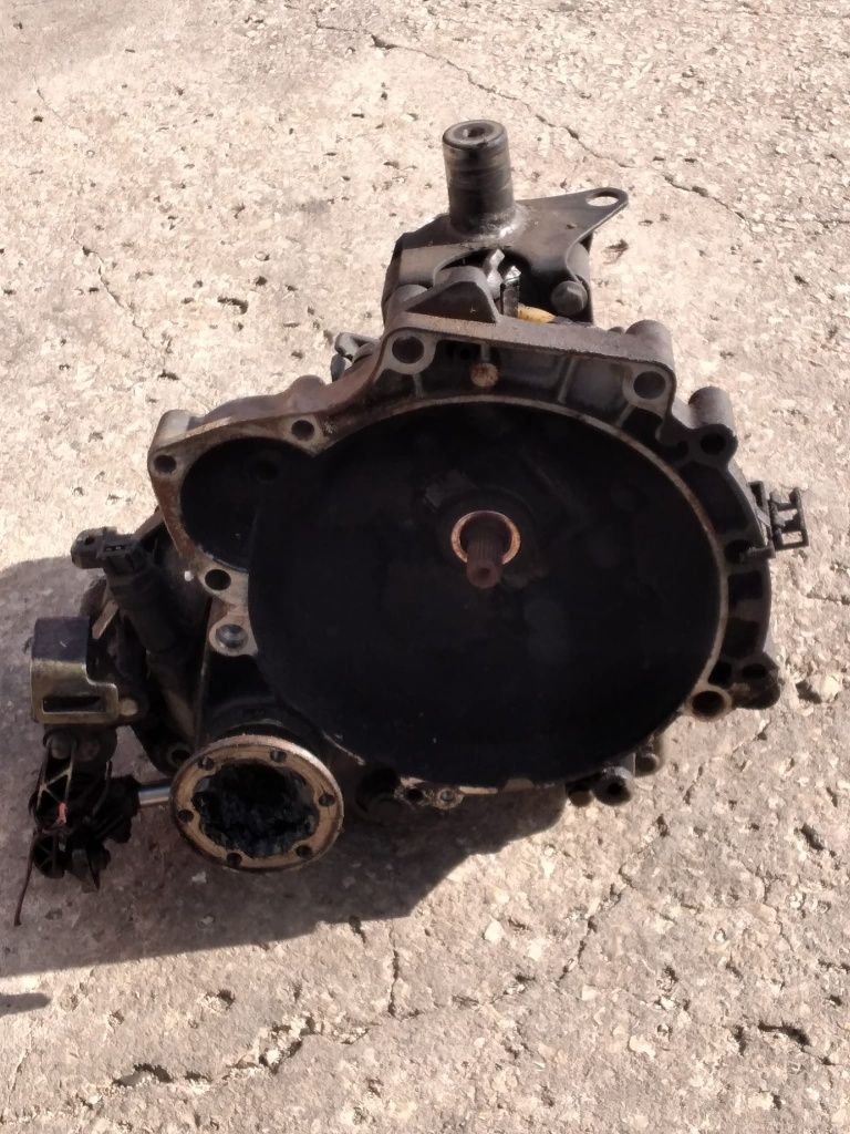 Caixa Velocidades VW POLO MPI 1.0i, 1.4i Gasolina Modelo 6N2 2001