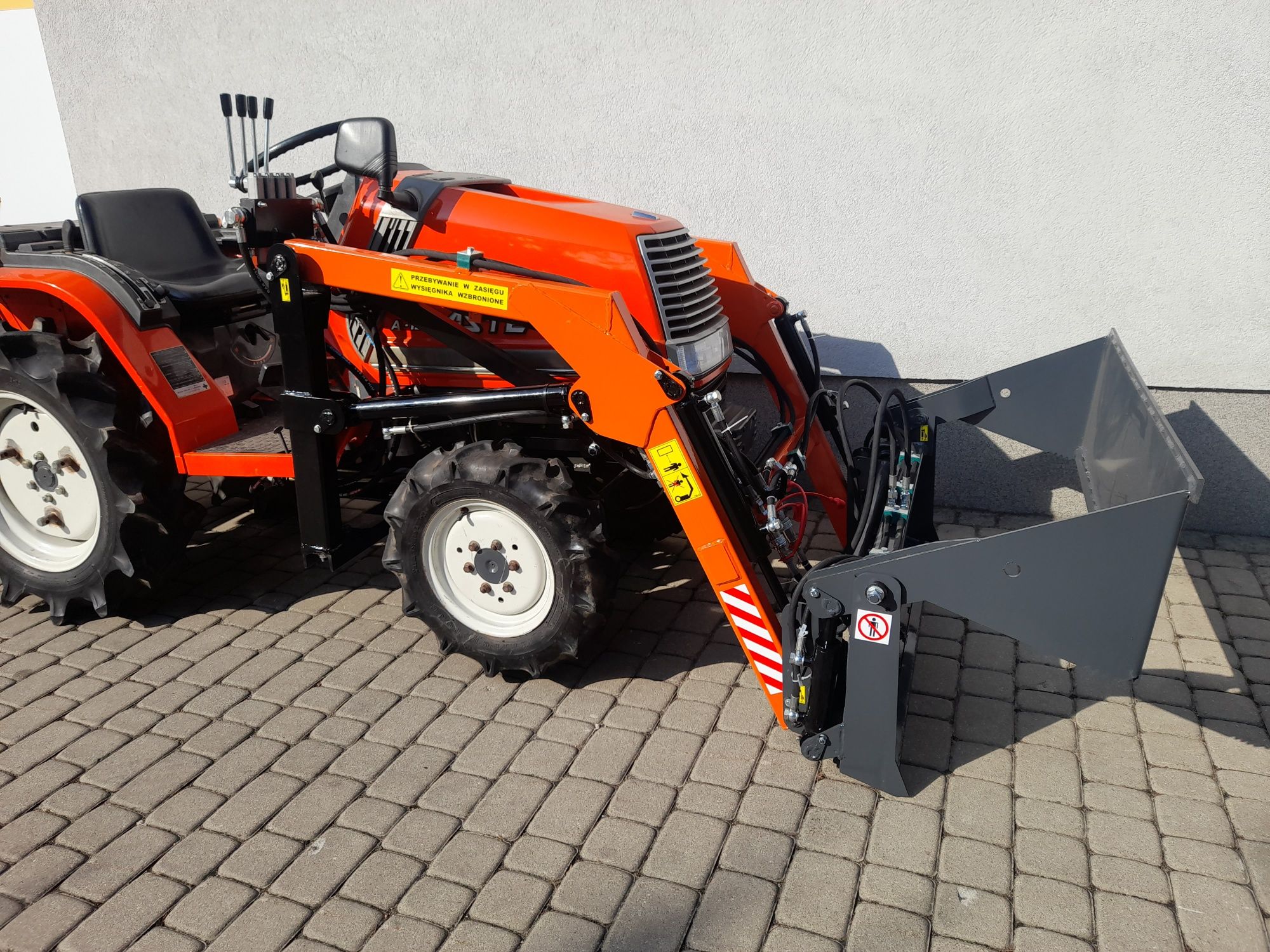 Łyżka hydrauliczna krokodyl na ładowacz tur traktorek kubota iseki